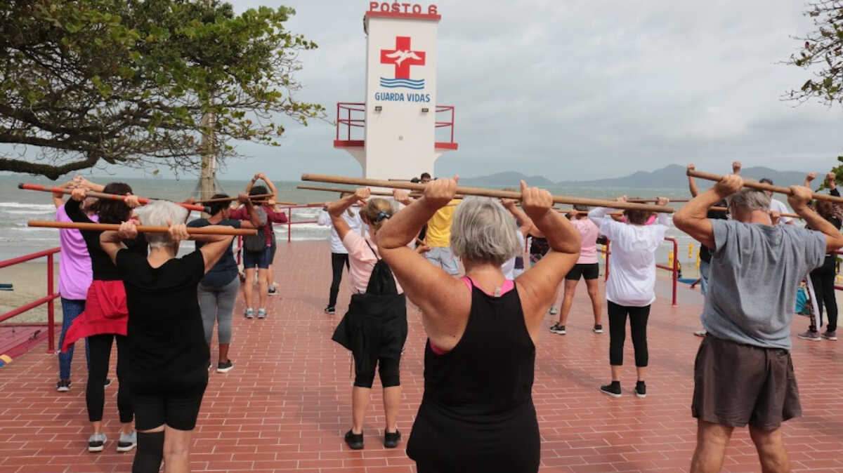 Santos se destaca na Baixada Santista por longevidade e maior jardim de praia do mundo