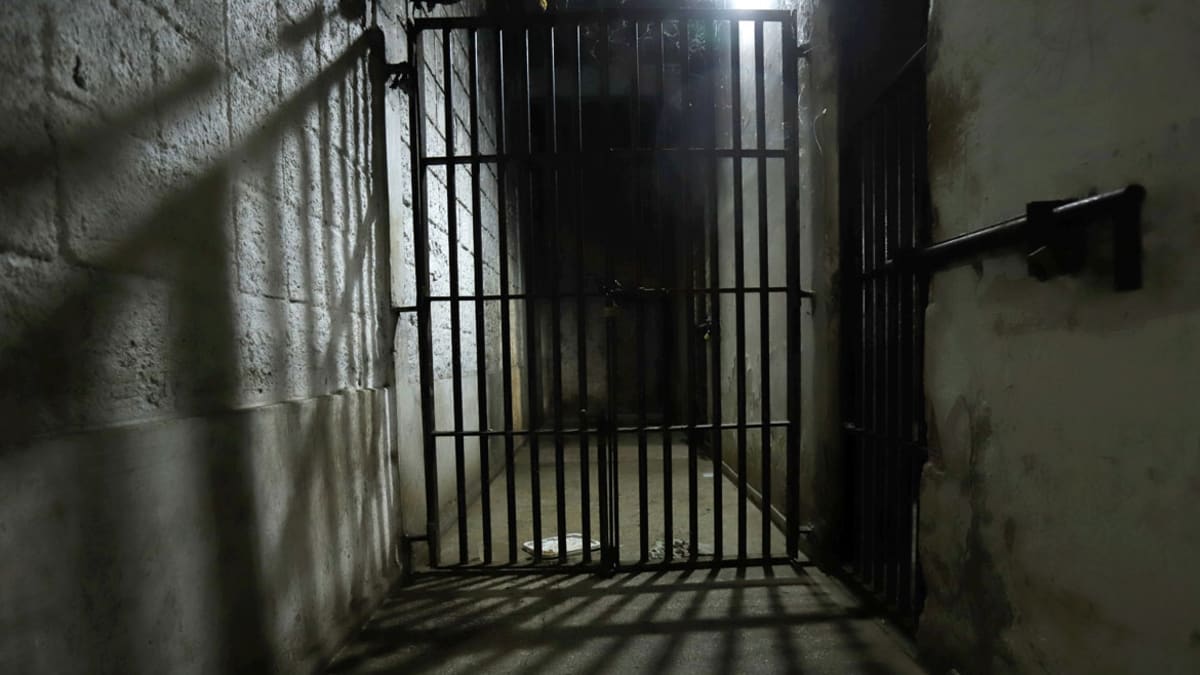 Homem é preso no Rio suspeito de abusar sexualmente do filho de 5 anos em retaliação