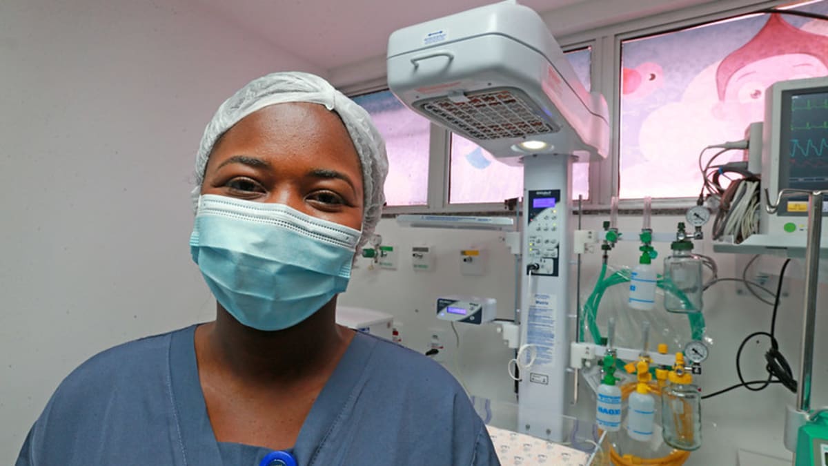 Governo da Bahia anuncia reajuste salarial para servidores de saúde a partir de março