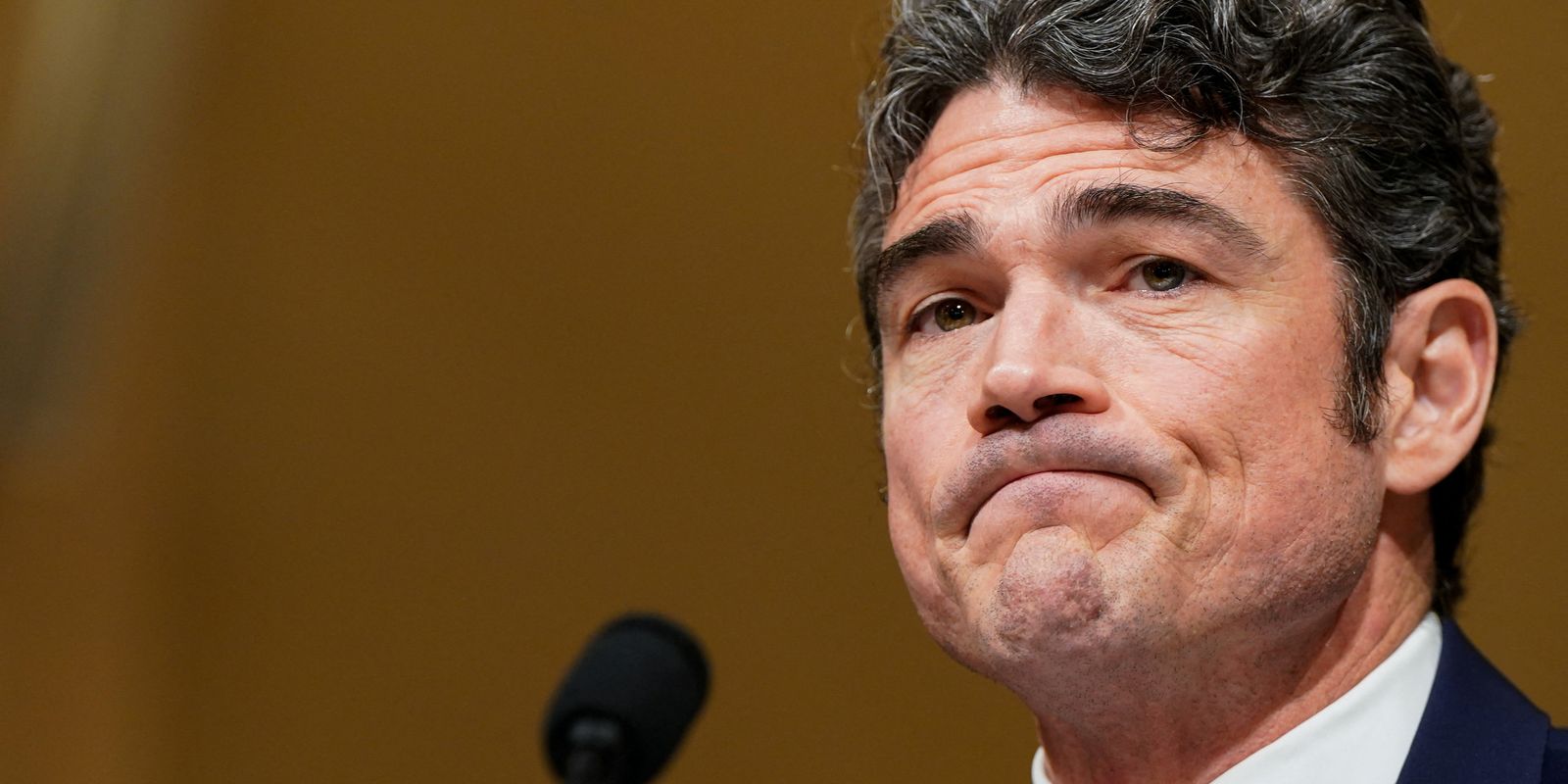 Diretor americano renuncia por discordar da guerra no Irã