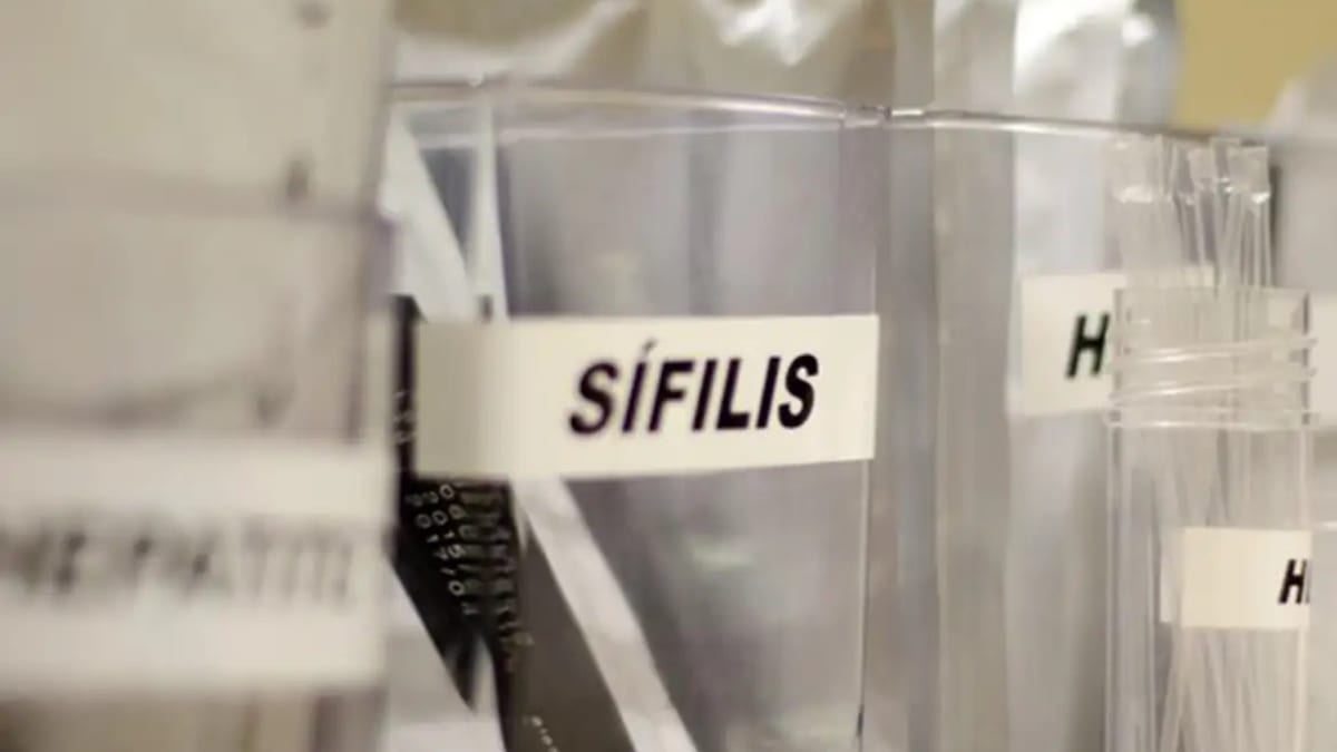 SUS ainda não enviou doxiciclina para prevenção de sífilis e clamídia em Goiás