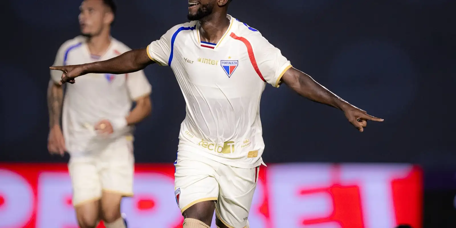 Cinco times avançam na Copa do Brasil