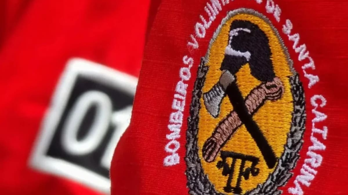 Operário fica ferido após cair de telhado em Ibirama