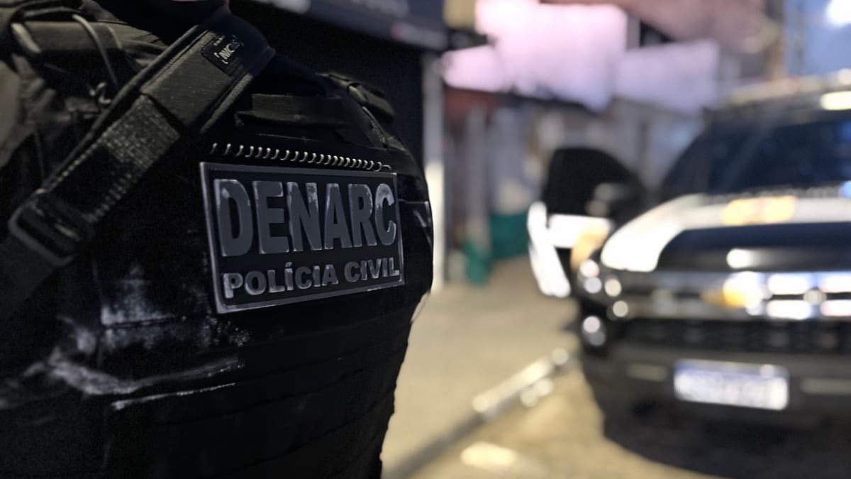 Seis homens são presos em operação contra grupo criminoso em Feira de Santana