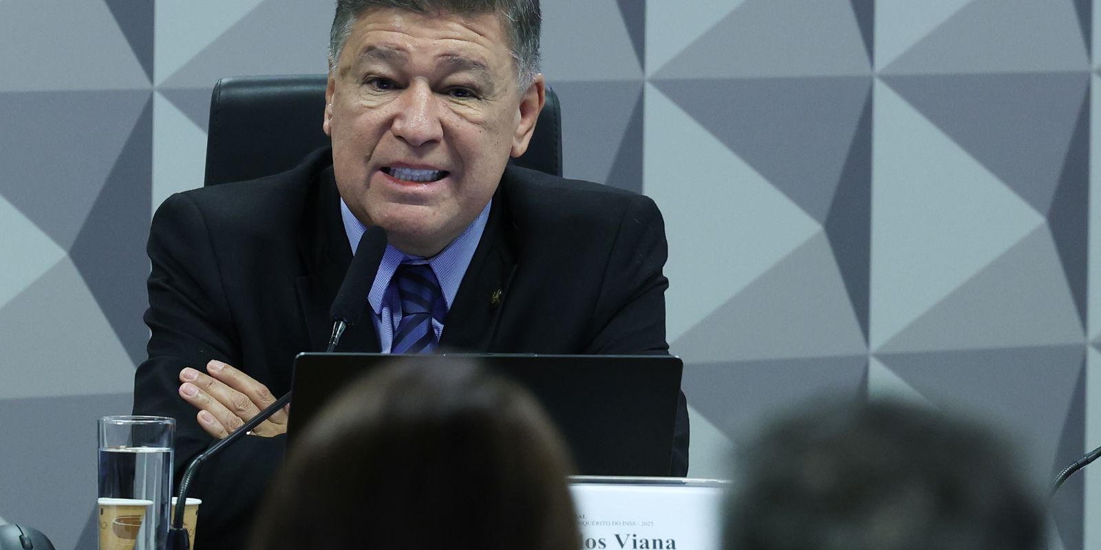 Senador Carlos Viana reage a pedido de explicações do STF