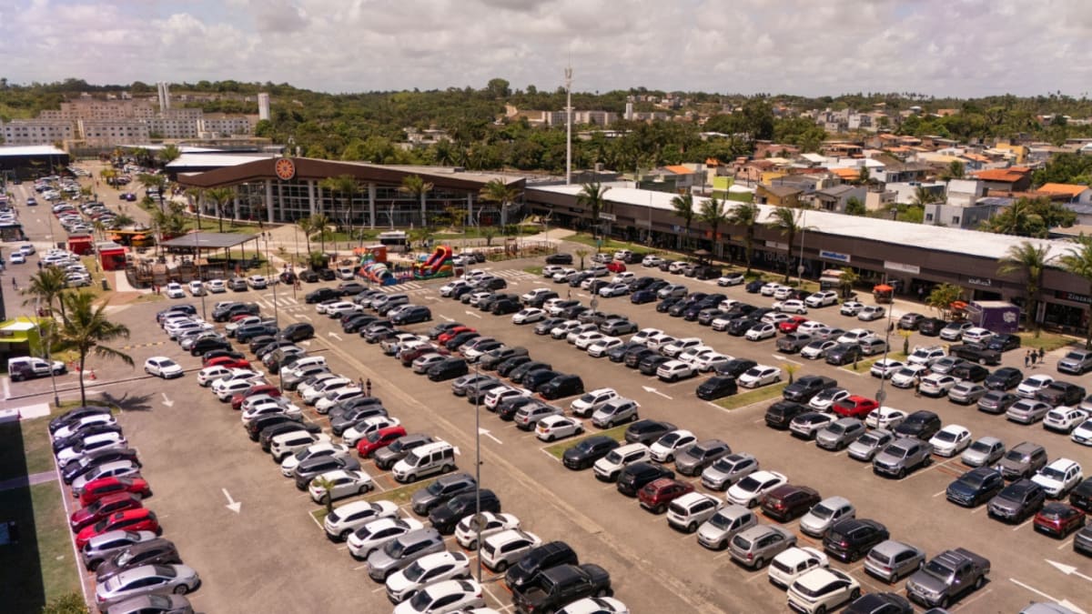 Outlet Premium Salvador realiza teste gratuito de hub de mobilidade elétrica neste sábado