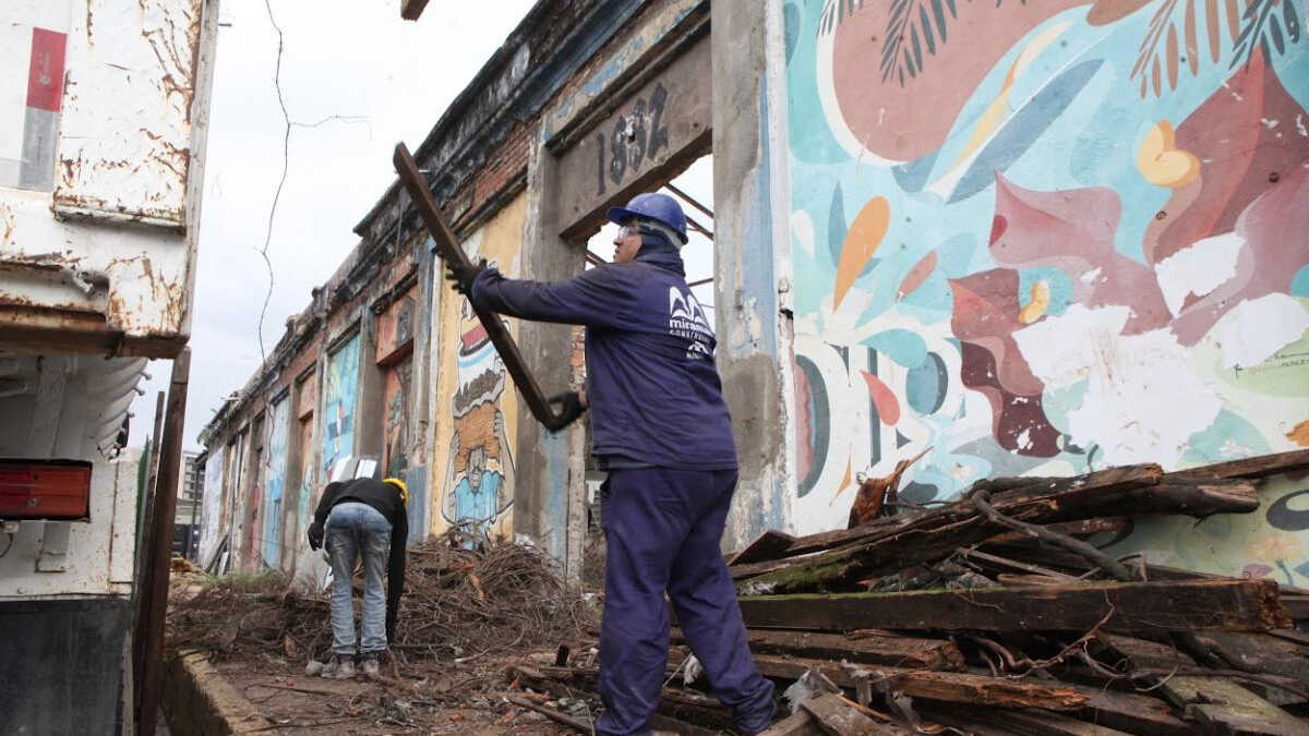 Santos inicia restauro milionário de armazém para futuro Museu Ferroviário
