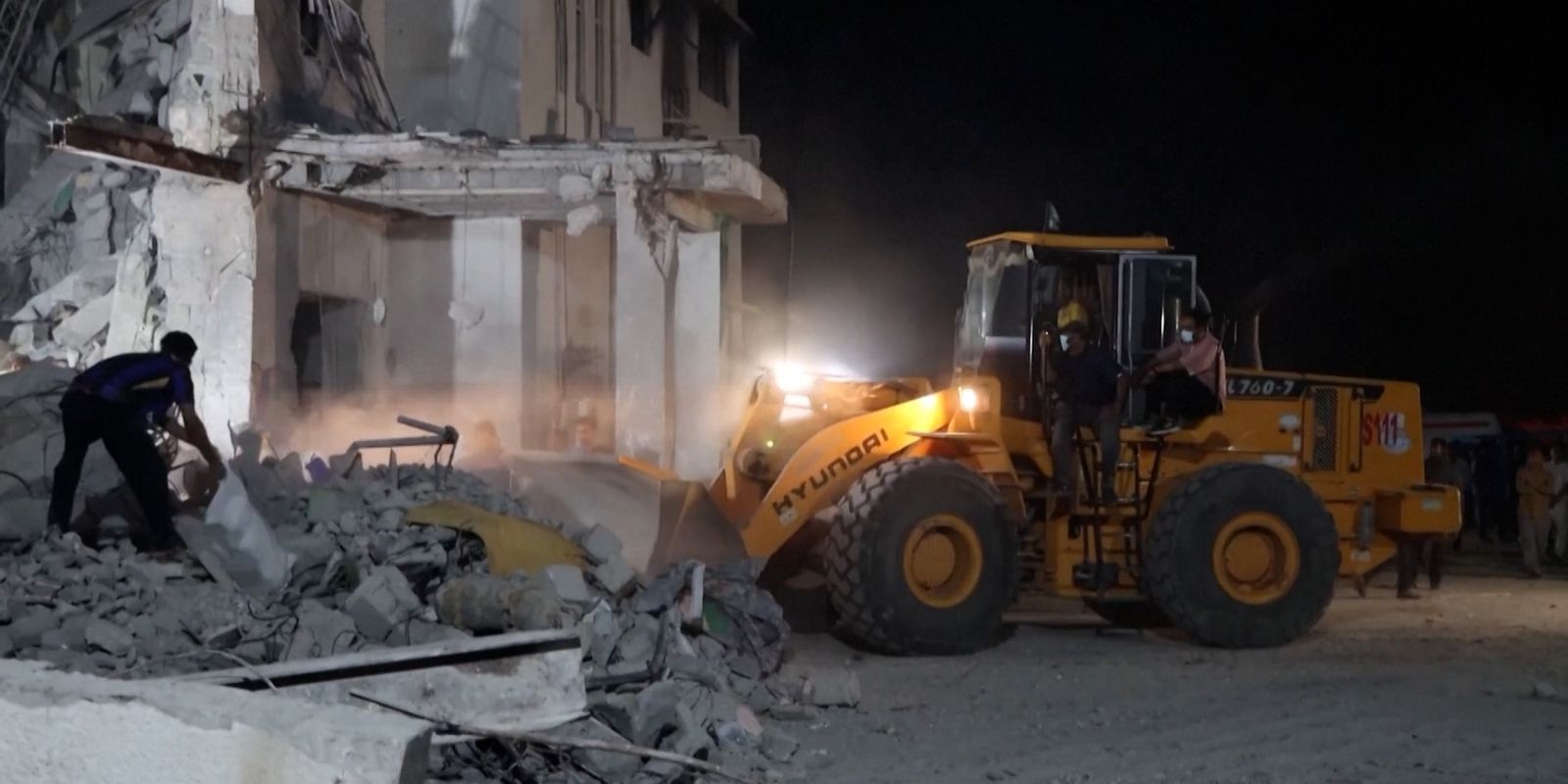 Israel e Irã trocam ataques em meio a crise energética