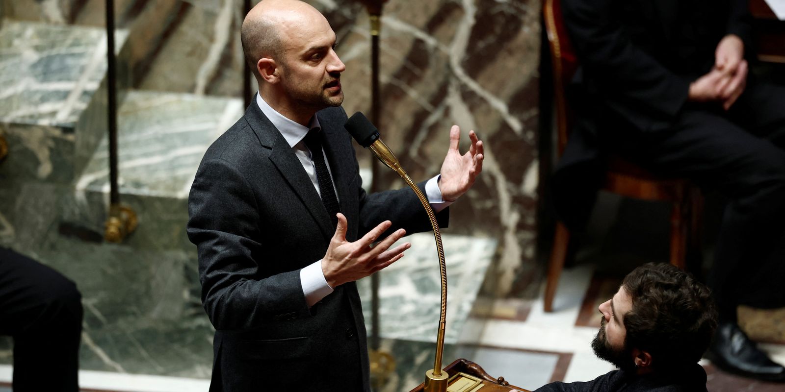 França mantém esforços para solução no Oriente Médio