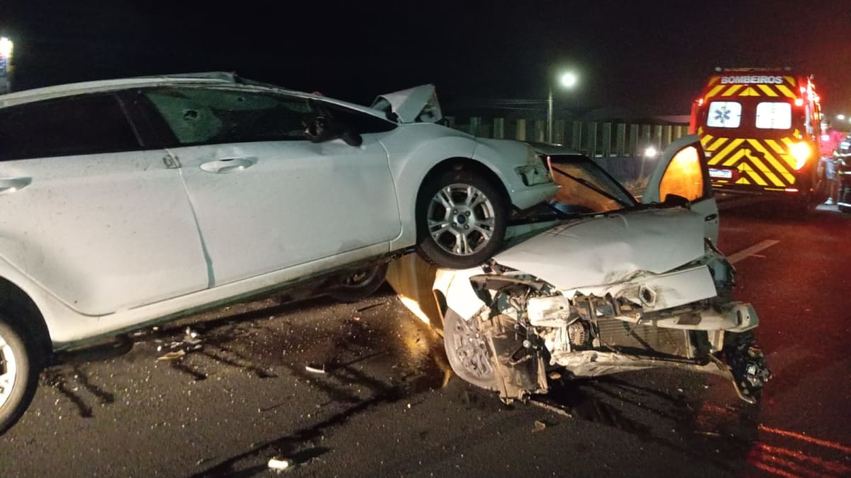 Acidente na BR-101 deixa menina ferida no Sul de Santa Catarina