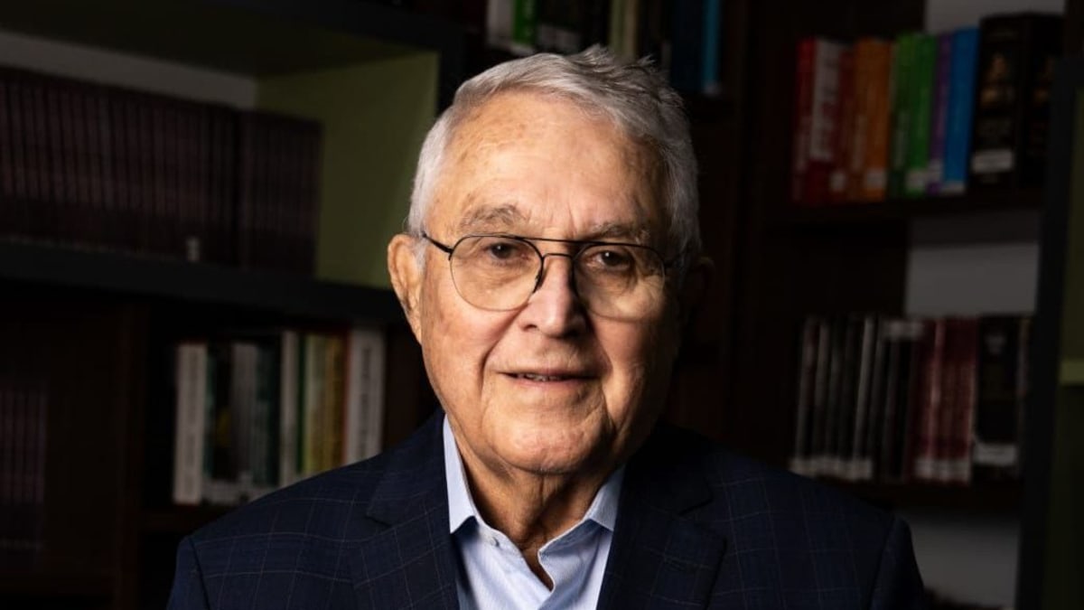 Morre juiz aposentado Delano Santos Câmara, aos 79 anos, em Vitória