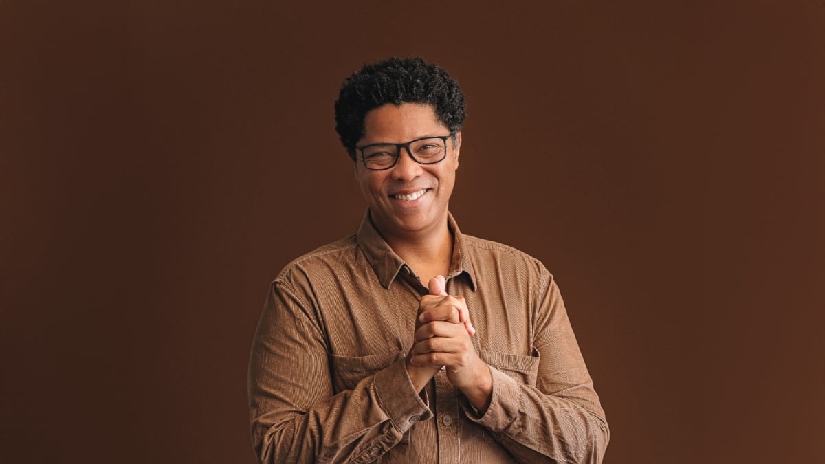 Elísio Lopes Jr. estreia novela 'A Nobreza do Amor' na TV Globo e destaca presença negra na dramaturgia