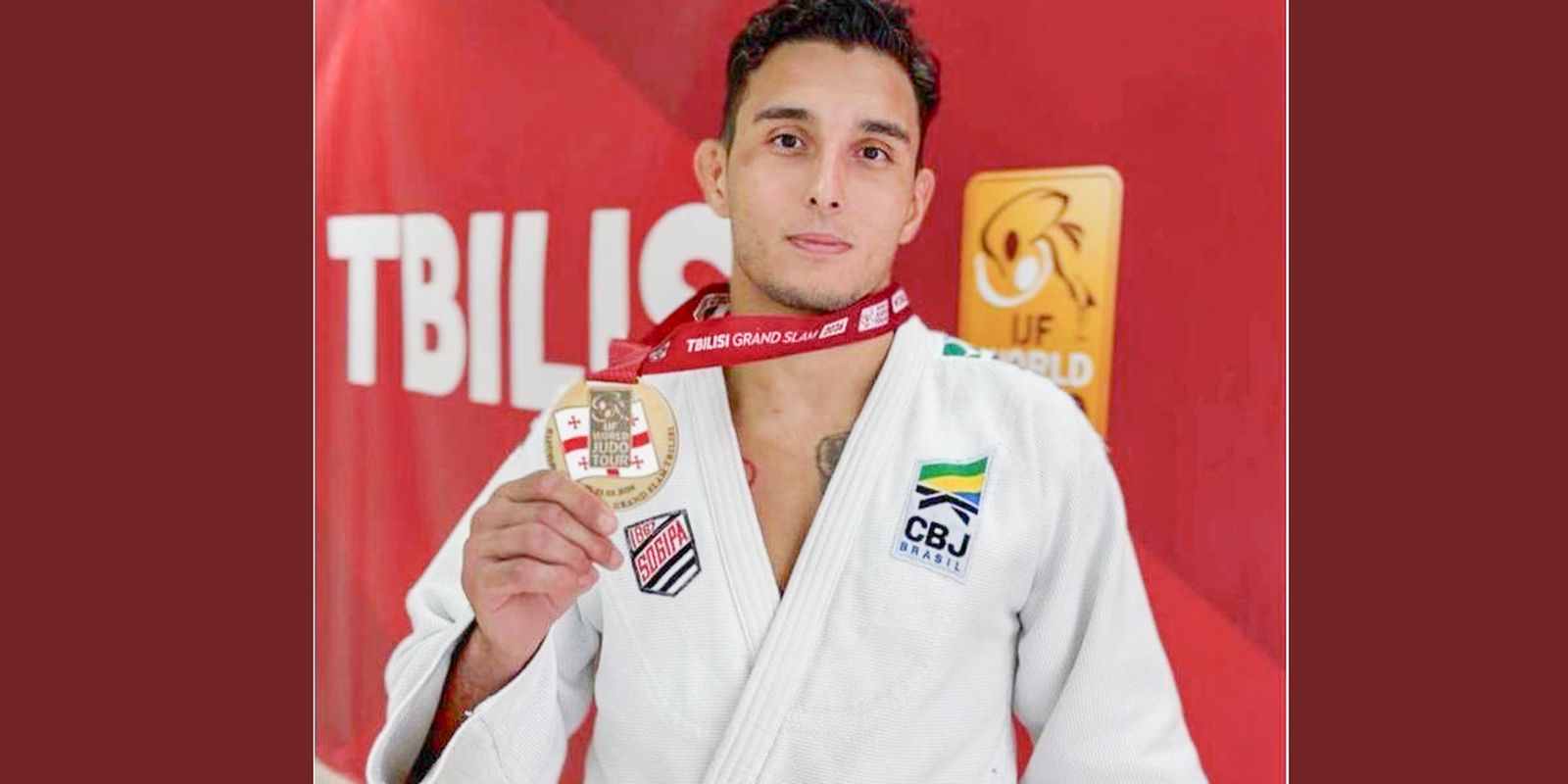 Guilherme Schimidt conquista bronze no Grand Slam de Tbilisi