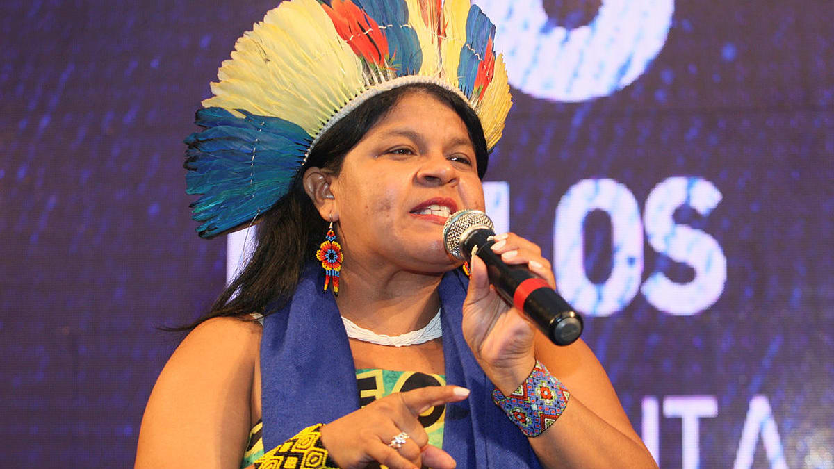 Ministra Sônia Guajajara é internada em UTI do InCor para investigar quadro infeccioso