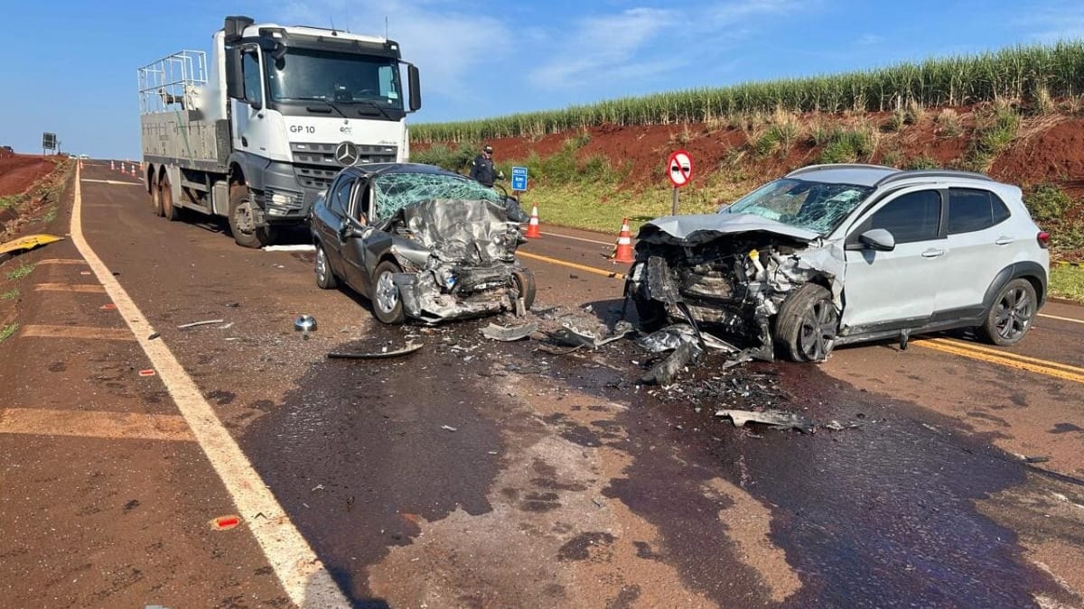 Idoso morre e jovem fica gravemente ferido em acidente na BR-369