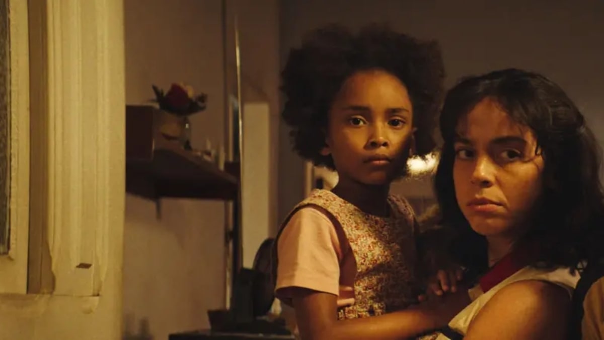 Série da Netflix sobre o Césio-137 sacrifica memória, contexto e responsabilidade em nome do drama