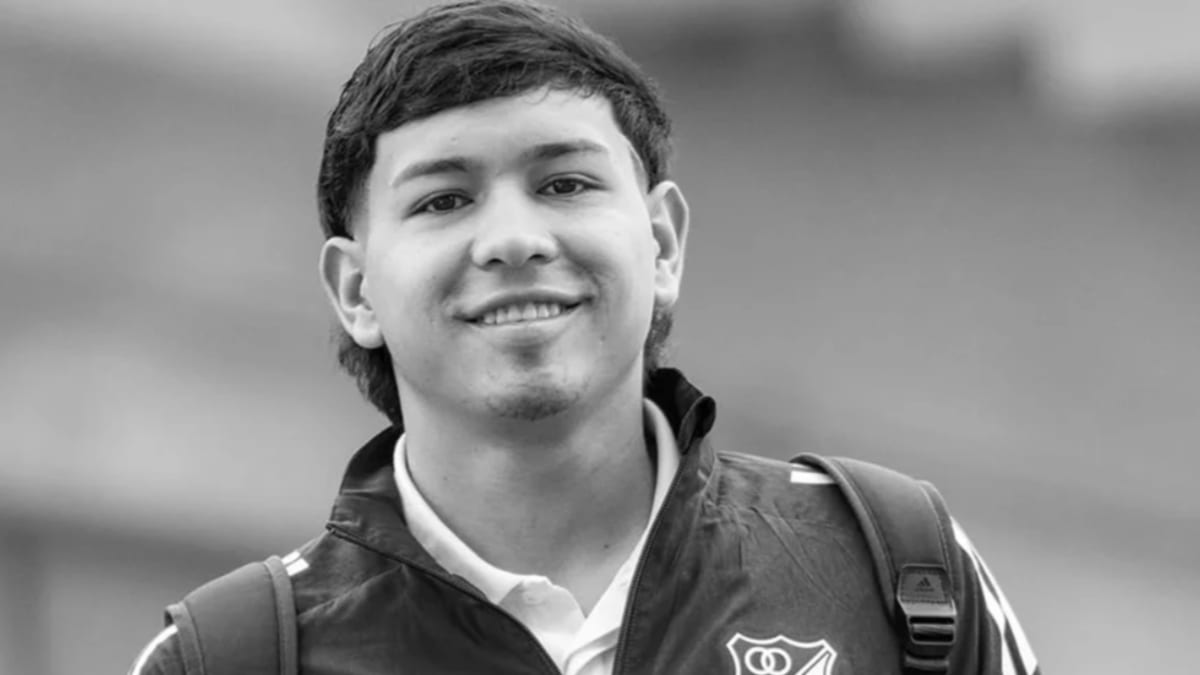 Jovem promessa do Millonarios, Santiago Castrillón, morre após mal súbito em partida