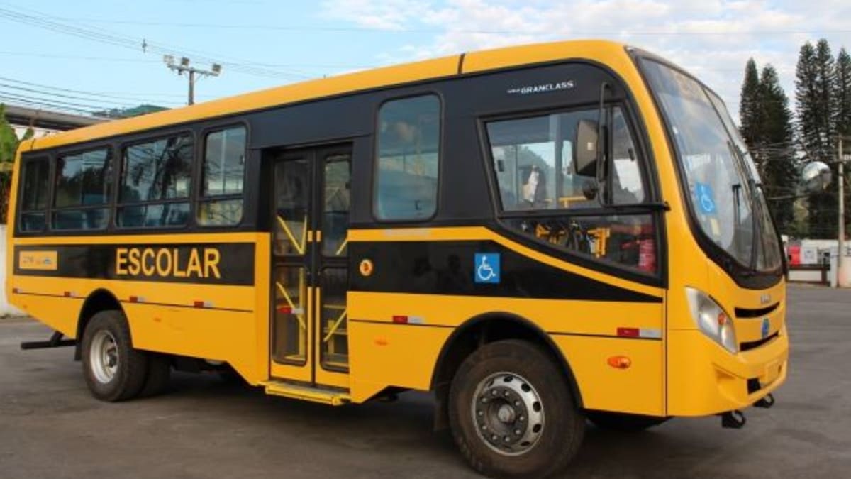 Vereadores de Jaraguá do Sul derrubam veto e ampliam critérios para transporte escolar