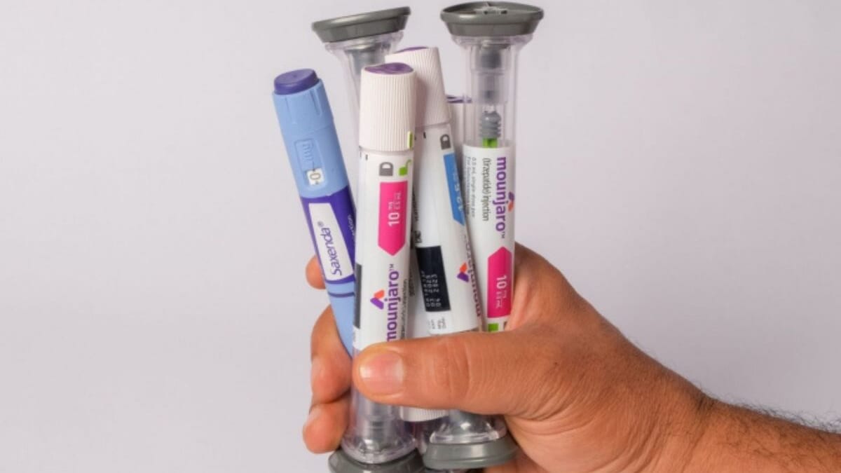 Casal é preso por esquema ilegal de canetas emagrecedoras em SC