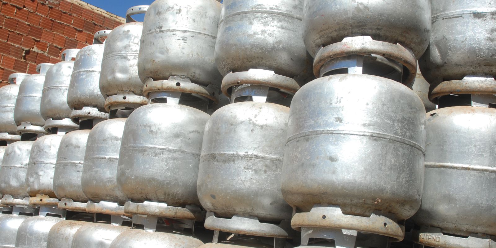 Programa Gás do Povo amplia atendimento para quase 15 milhões de famílias