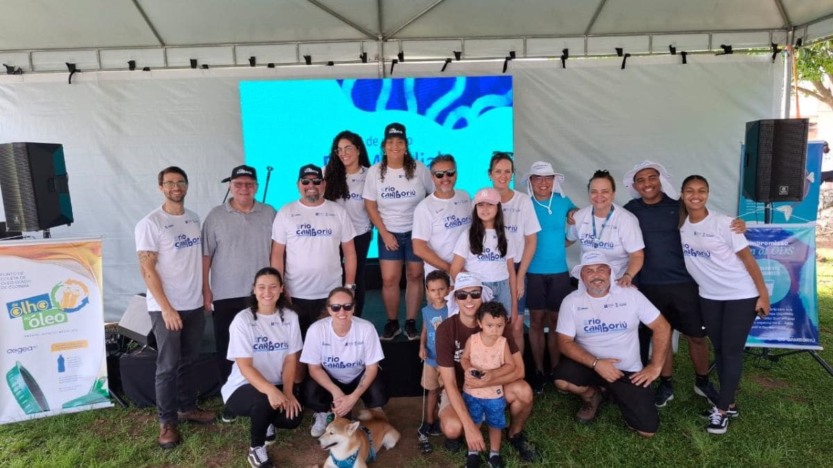 Evento Todos pelo Rio Camboriú recolhe duas toneladas de lixo em ação ambiental