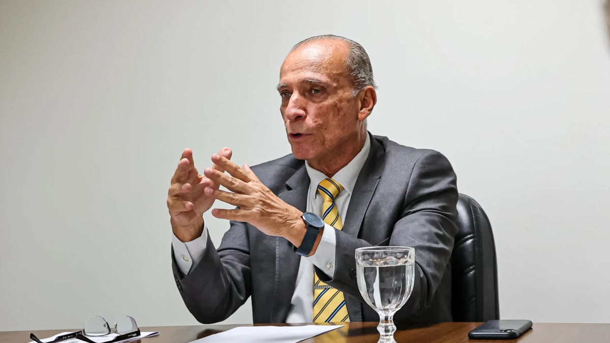 Presidente do TRE-Goiás participa de colóquio na Universidade de Coimbra