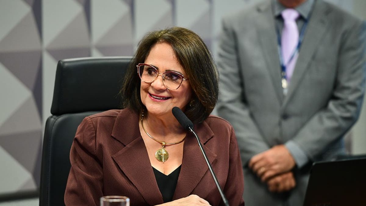 Senadora Damares Alves participa de lançamento das campanhas dos Manato em Vitória