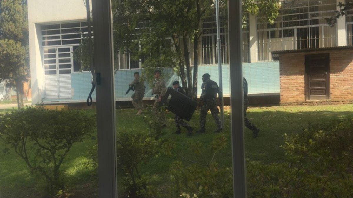 Homem em fuga invade Politécnico da UFPR e causa tensão em Curitiba