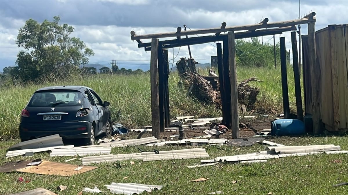 Explosão no bairro Porto Dourado, Serra, mata uma pessoa durante instalação elétrica