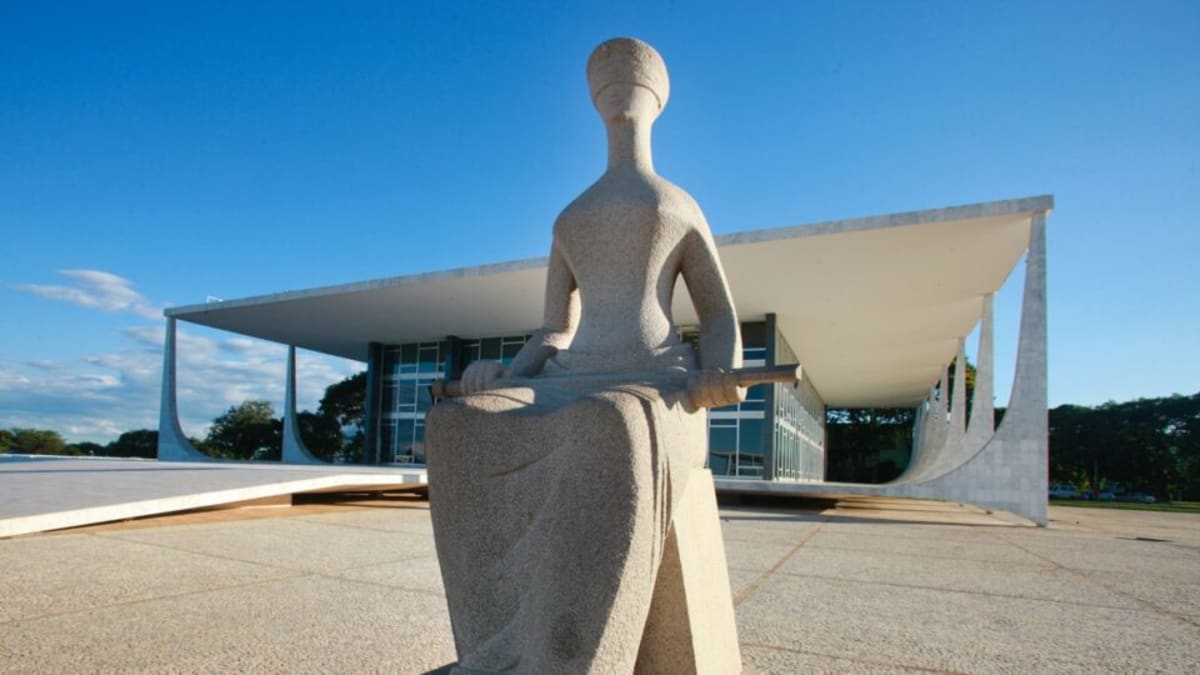 STF limita penduricalhos, mas permite pagamento acima do teto para juízes e membros do MP