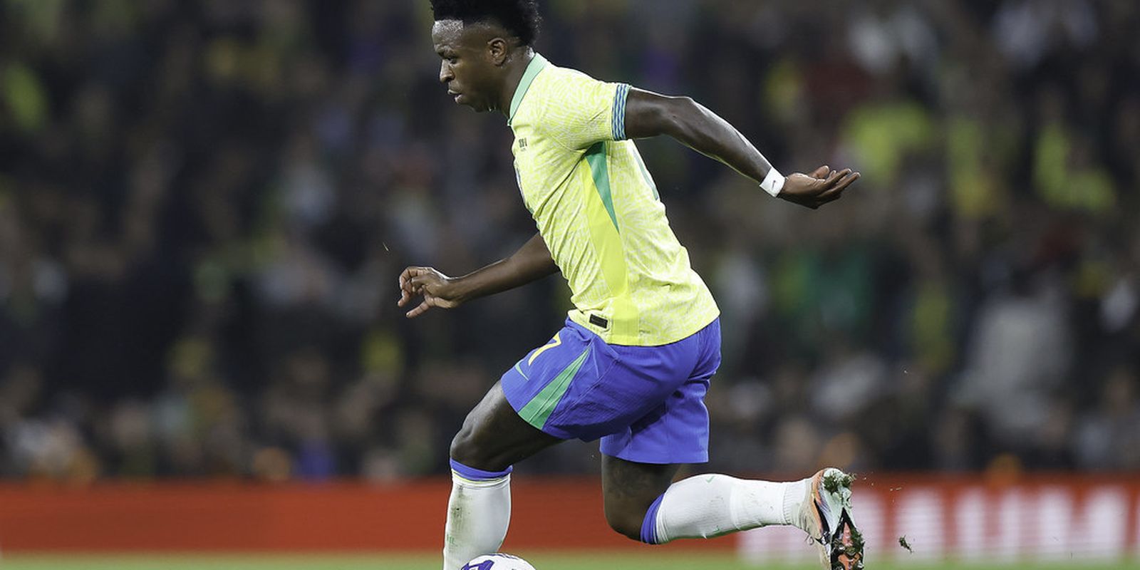 Brasil enfrenta França em amistoso preparatório para Copa