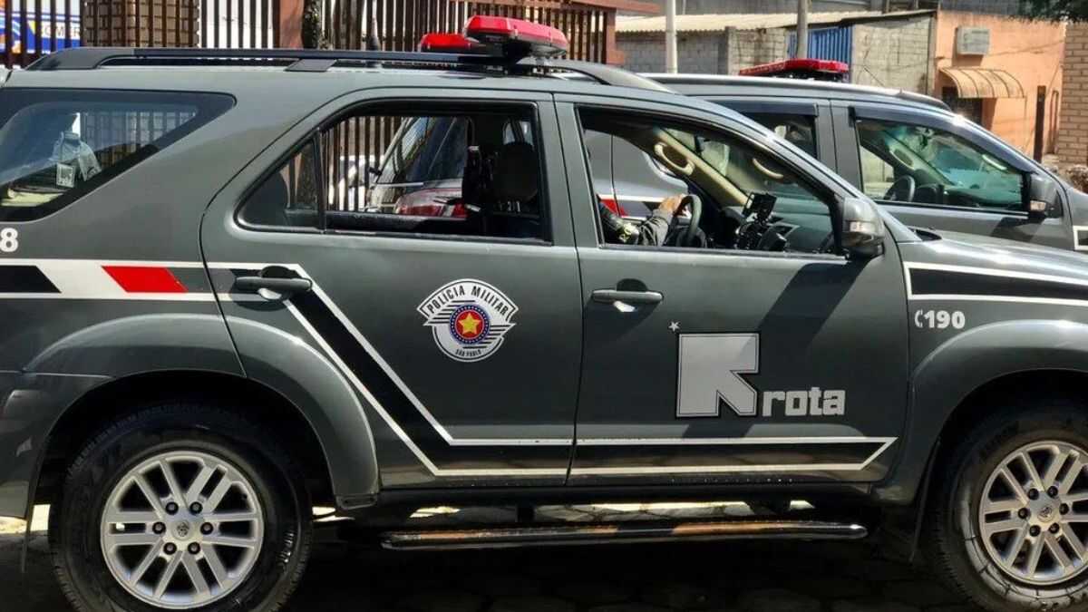 Criminoso com atestado de óbito falso morre em troca de tiros com a Rota em Praia Grande