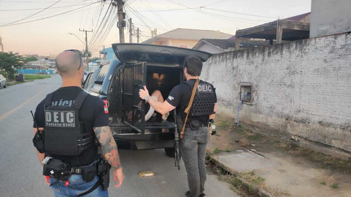Polícia Civil prende suspeito de sequestro e homicídio de quatro jovens em Santa Catarina