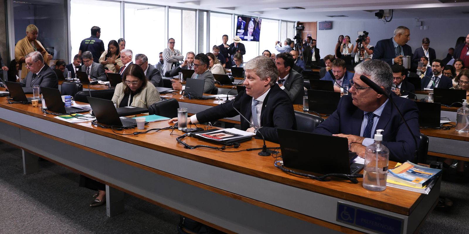 CPI do INSS é prorrogada por até 120 dias antes de julgamento no STF