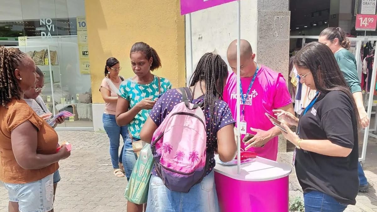 Mobilização para cadastramento do Bilhete Único Intermunicipal atende mais de 3,5 mil pessoas em Nova Iguaçu