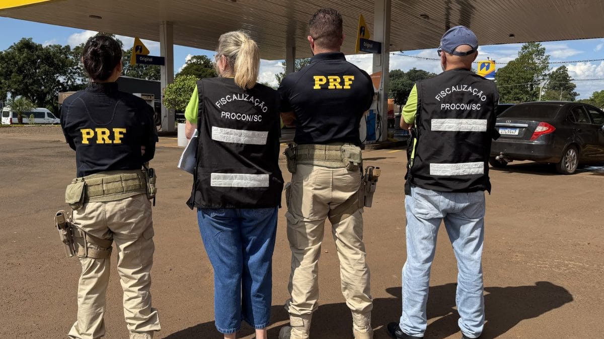 Procon/SC autua 38 postos por suspeita de preço abusivo de combustíveis