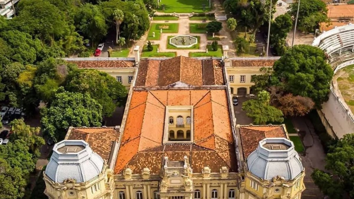 Renúncia do governador do Rio de Janeiro deixa cargo vago e expõe crise política e social no estado