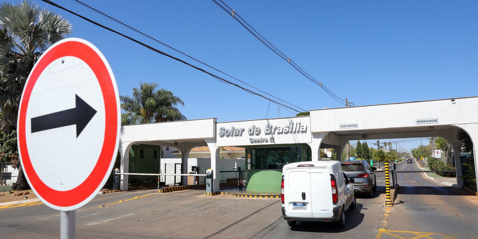 STF proíbe sobrevoo de drones perto da casa de Bolsonaro