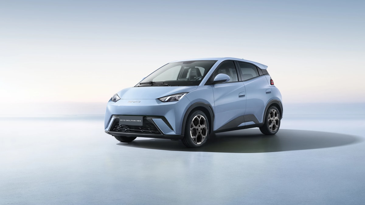 BYD lança Dolphin Mini 2026 por menos de R$ 100 mil para taxistas e PcD na Bahia