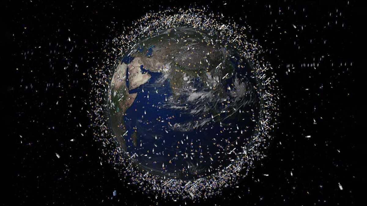Acúmulo de lixo espacial pode comprometer internet, GPS e serviços essenciais na Terra