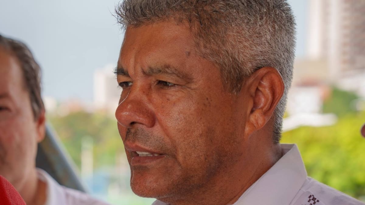 Jerônimo Rodrigues inicia conversas para indicar Elmar Nascimento como vice na chapa governista