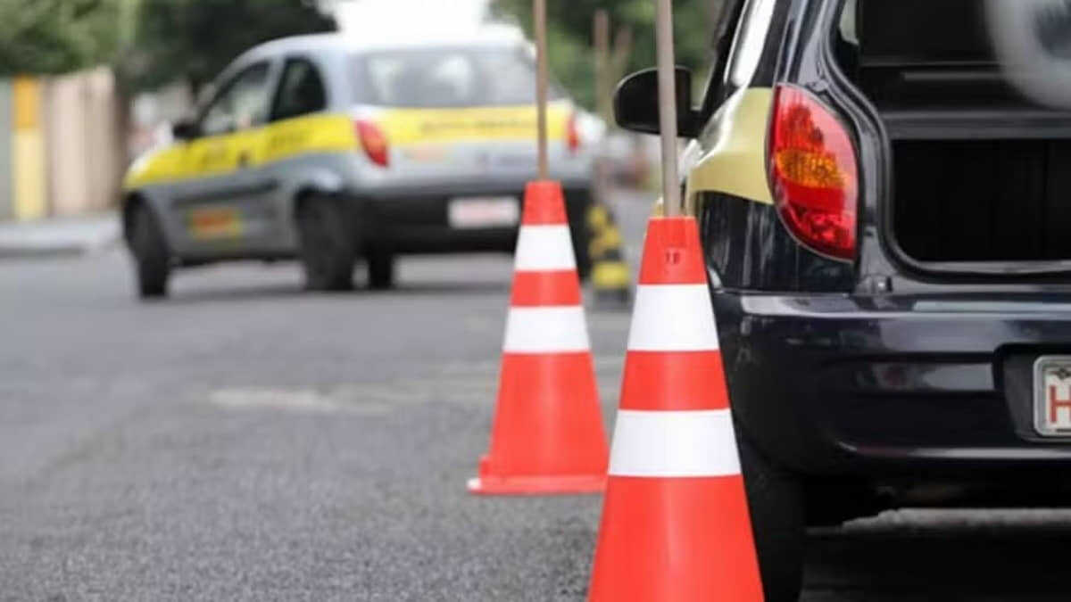 Dez estados eliminam prova prática de baliza para tirar CNH e ampliam exame toxicológico