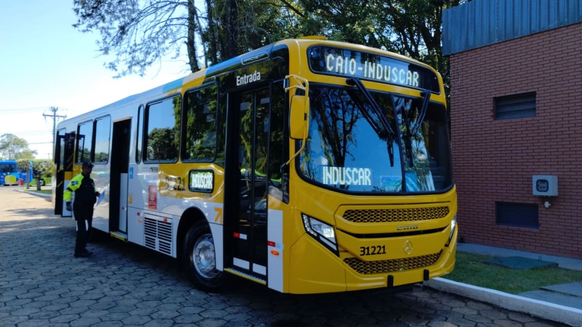 Salvador inicia renovação da frota de ônibus com ar-condicionado