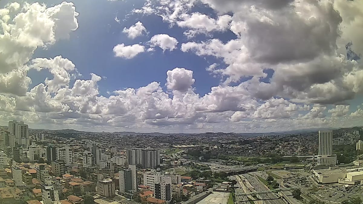 Defesa Civil alerta para pancadas de chuva e riscos em Belo Horizonte até terça-feira
