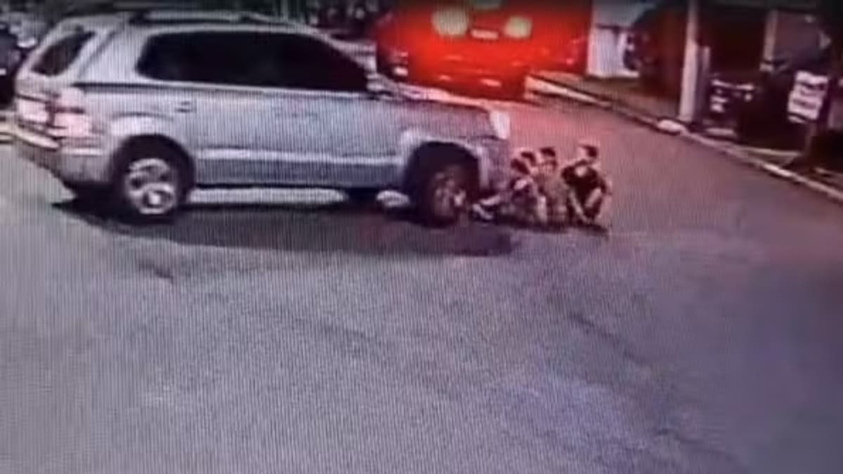 Quatro crianças são atropeladas dentro de condomínio em Guarulhos