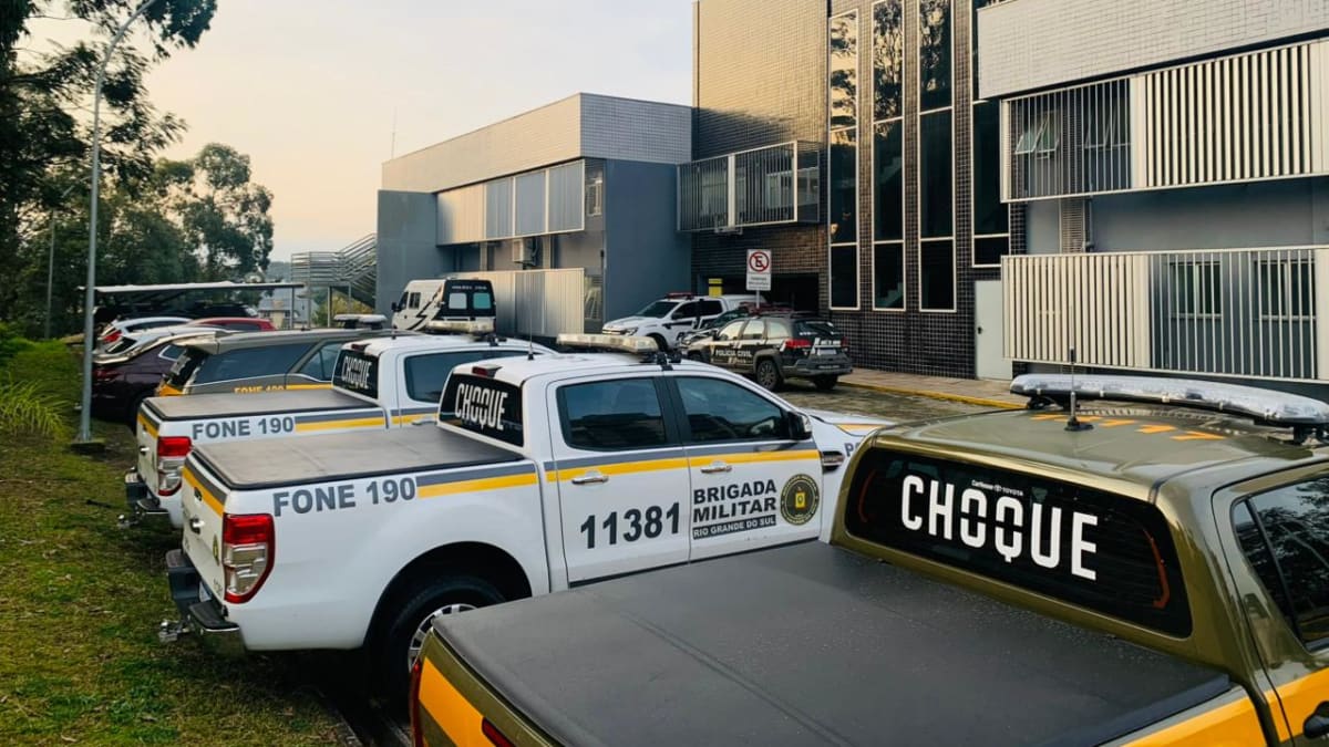 Falta de vagas em presídios da Serra Gaúcha mantém nove presos em delegacia de Caxias do Sul