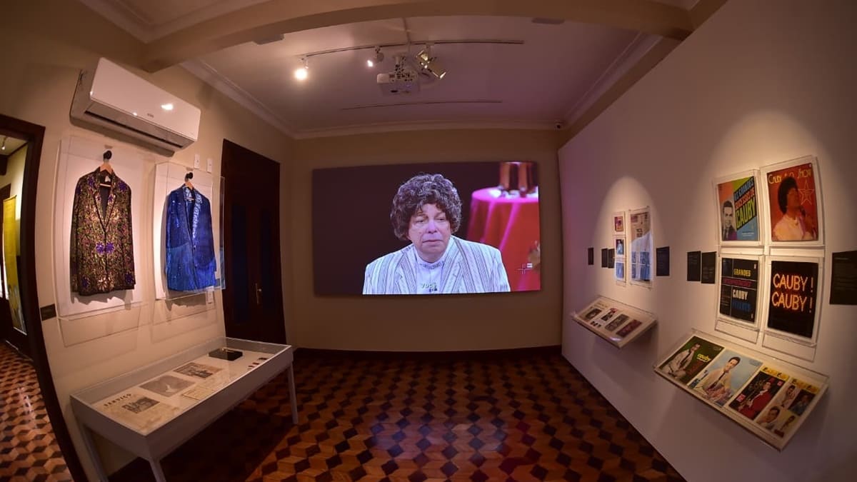 Exposição sobre Cauby Peixoto no Centro Cultural do Fonseca se aproxima do encerramento