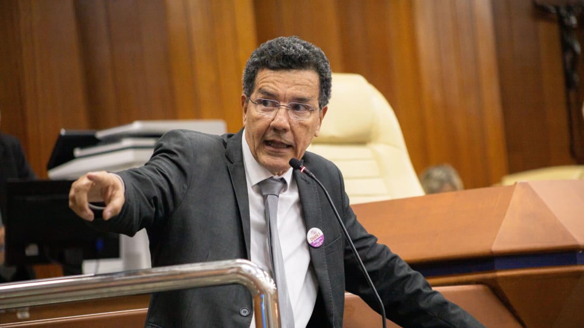 Edward Madureira solicita nova licença e suplente deve reassumir mandato na Câmara de Goiânia
