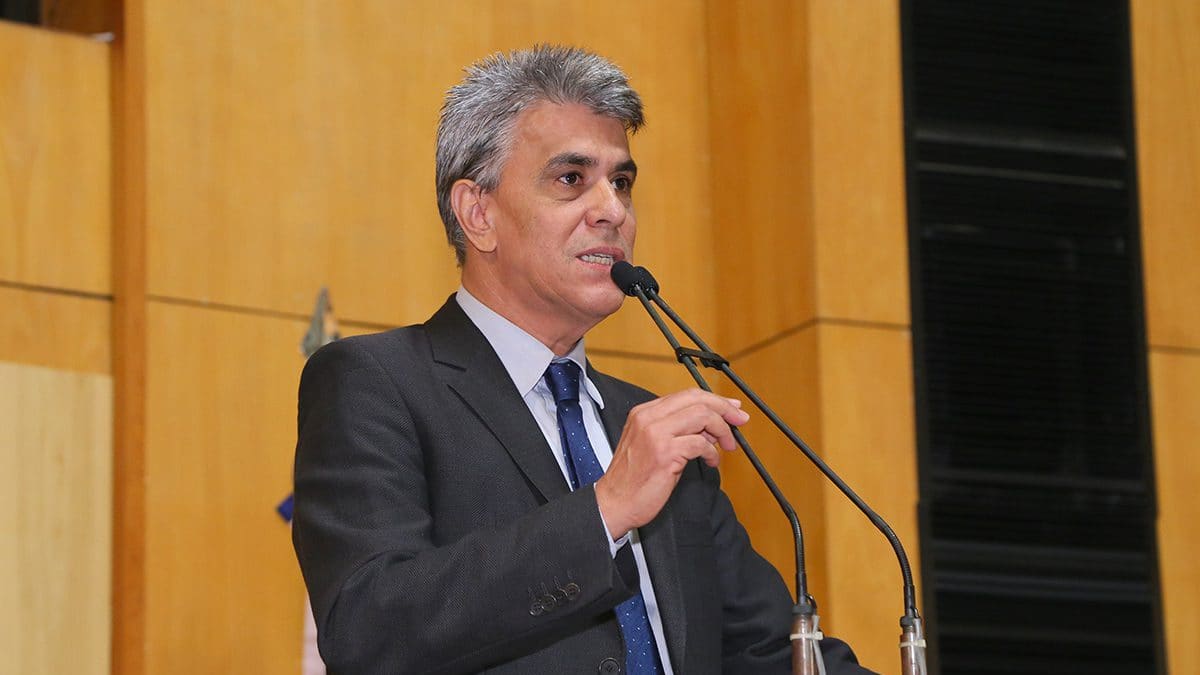 Deputado Hudson Leal vai à reeleição pelo Agir no Espírito Santo