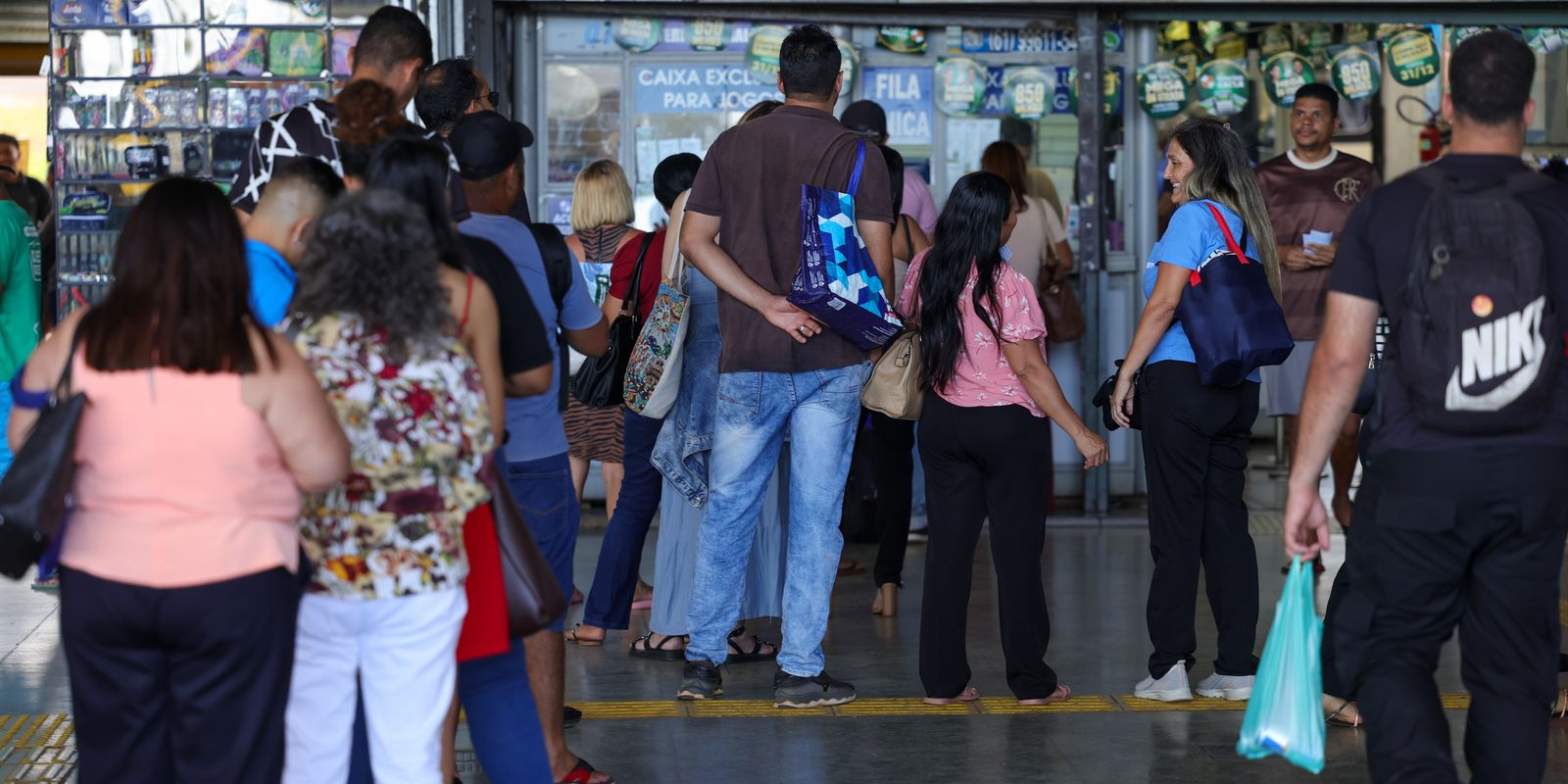 Mega-Sena acumula prêmio de R$ 7,5 milhões